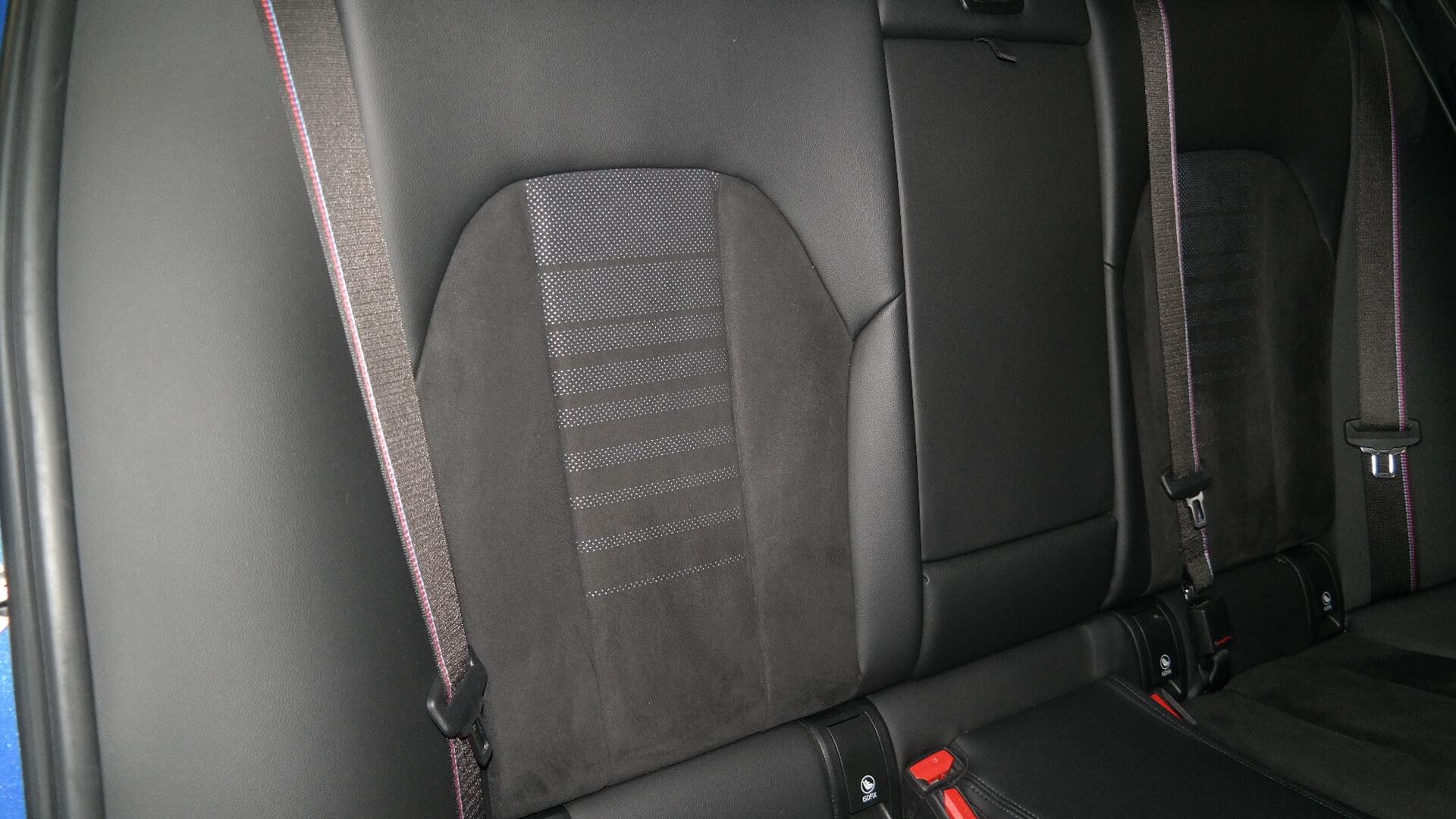 Repossessed BMW 3 Series 320D M Mzansi Edition A/T (G20) 2022 on auction with a price of R 695,400. BMW 3 Series 320D M Mzansi Edition A/T (G20)