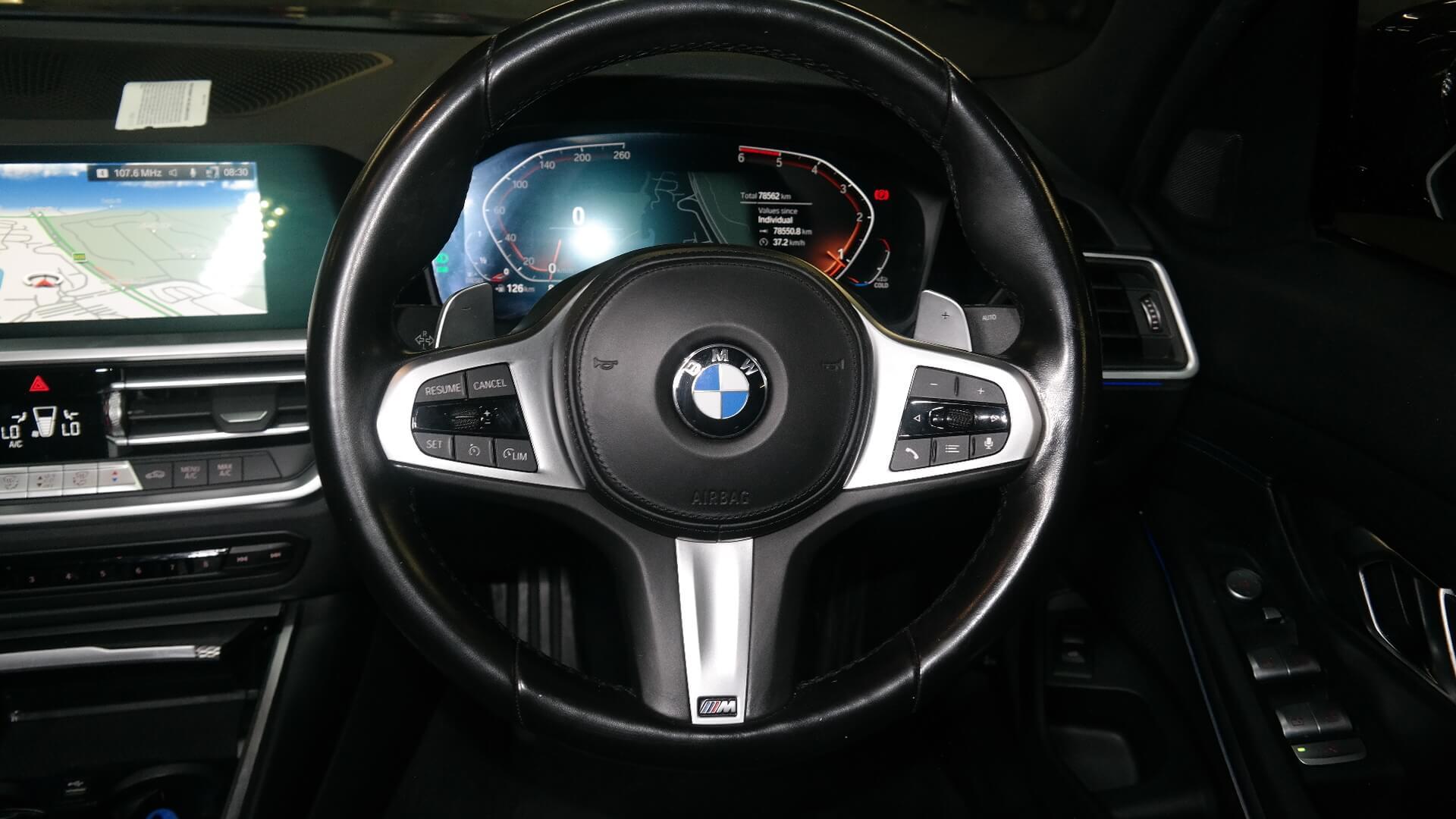 Repossessed BMW 3 Series 320D M Mzansi Edition A/T (G20) 2022 on auction with a price of R 695,400. BMW 3 Series 320D M Mzansi Edition A/T (G20)