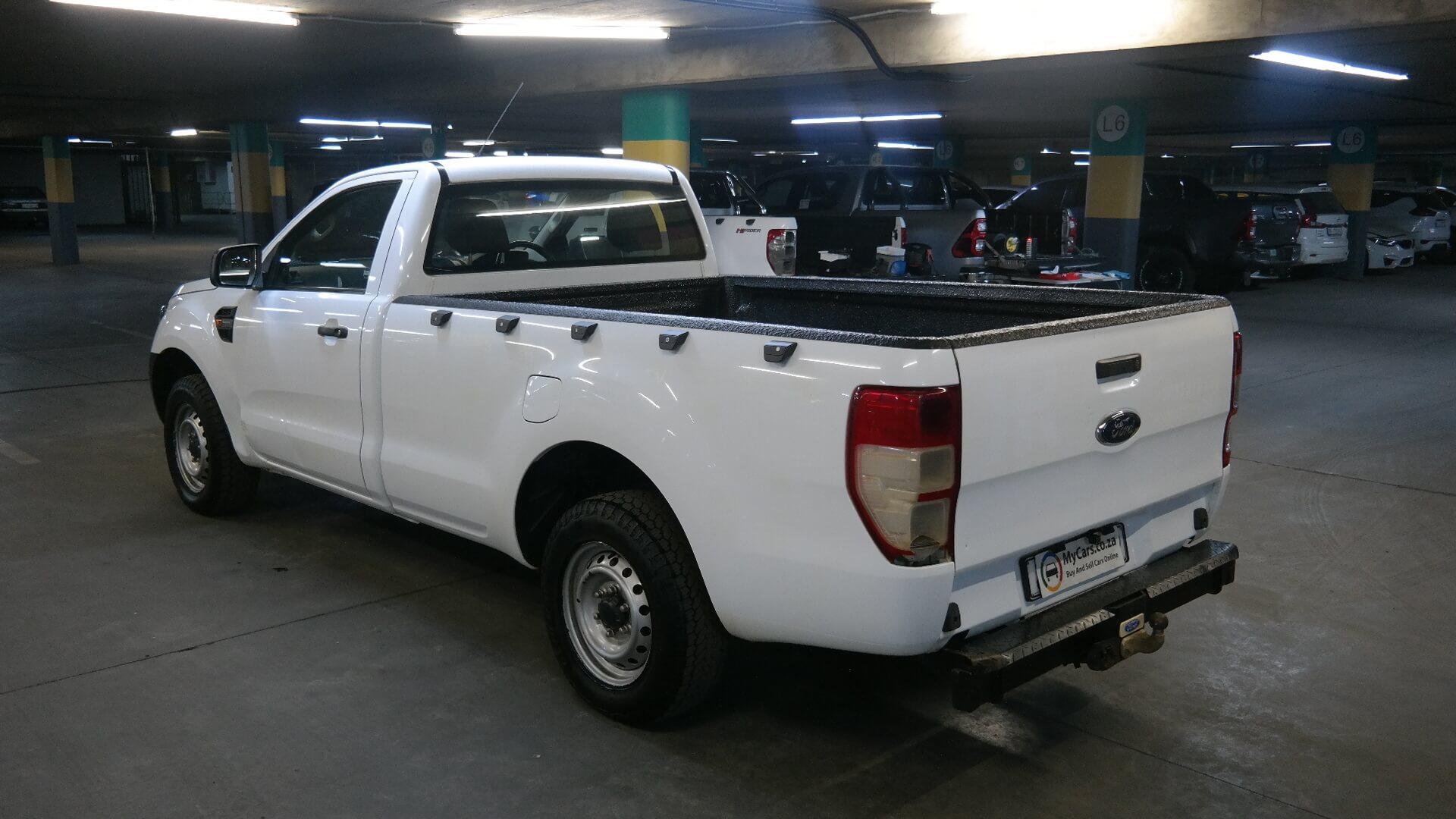 Repossessed Ford Ranger 2.2TDCI L/R P/U 2017 on auction with a price of R 167,400. Ford Ranger 2.2TDCI L/R P/U