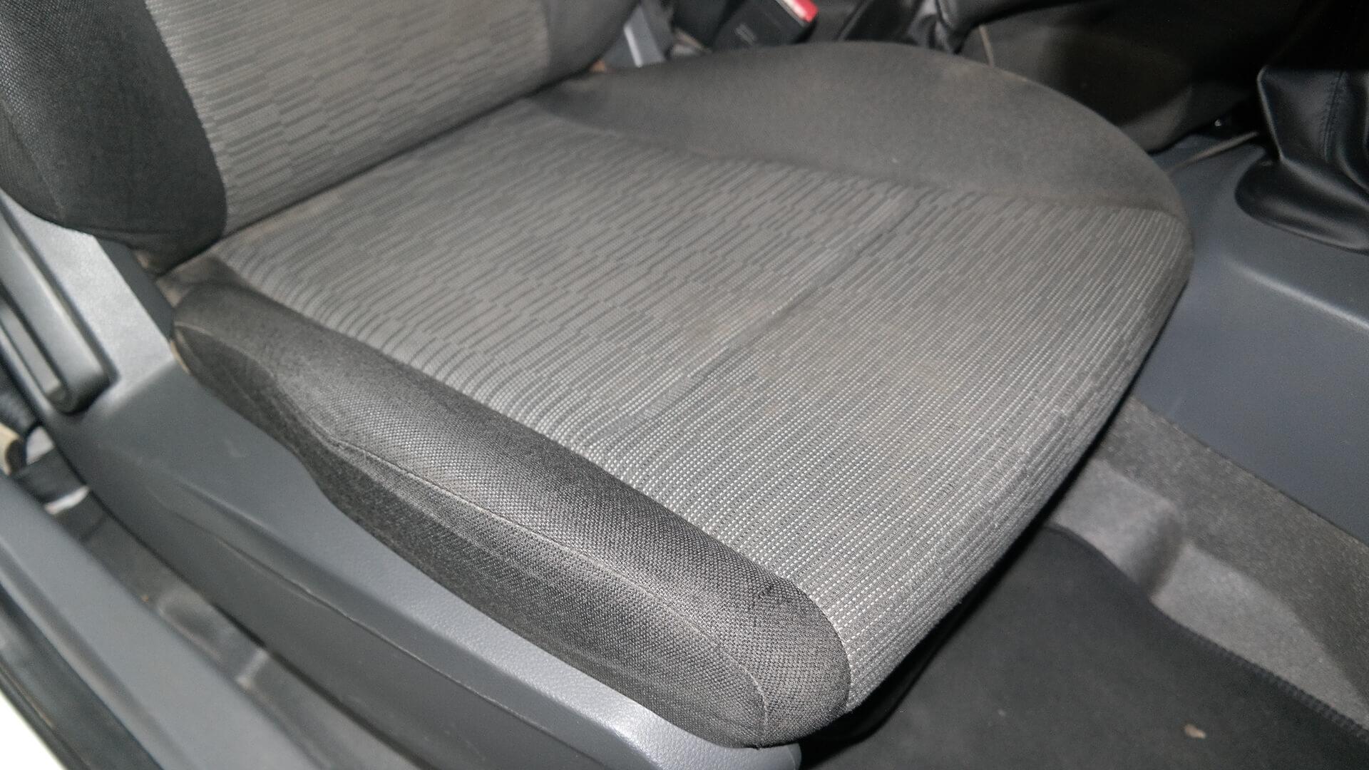 Repossessed Ford Ranger 2.2TDCI L/R P/U 2017 on auction with a price of R 167,400. Ford Ranger 2.2TDCI L/R P/U