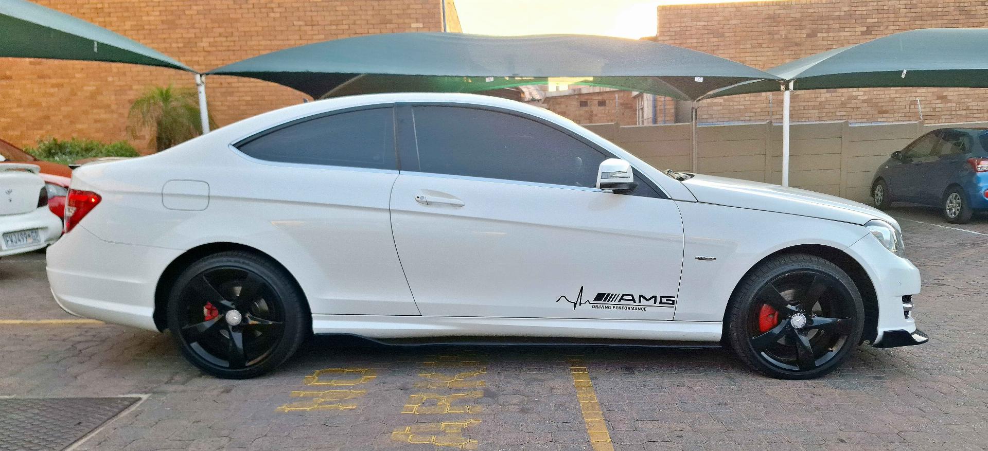 Used Mercedes Benz C180 Amg Coupe EDITION-C 2014 on auction with a price of R 185,000. Mercedes Benz C180 Amg Coupe EDITION-C