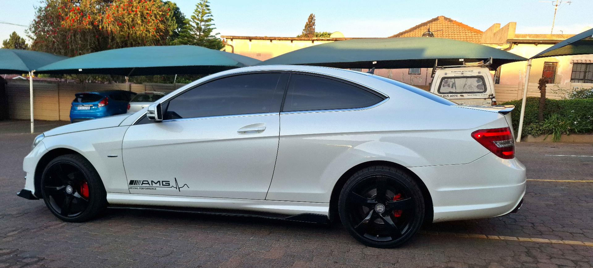 Used Mercedes Benz C180 Amg Coupe EDITION-C 2014 on auction with a price of R 185,000. Mercedes Benz C180 Amg Coupe EDITION-C