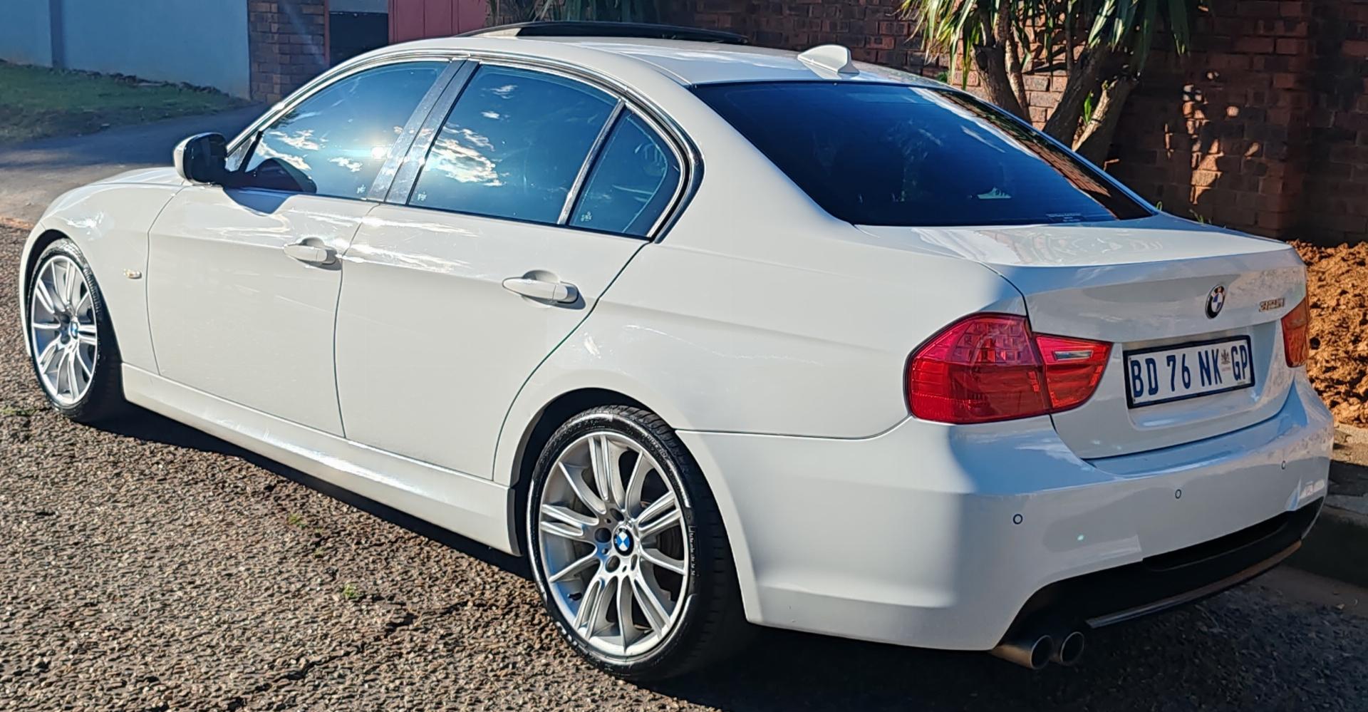 Used BMW 3 Series E90 325L 2011 on auction with a price of R 135,000. BMW 3 Series E90 325L