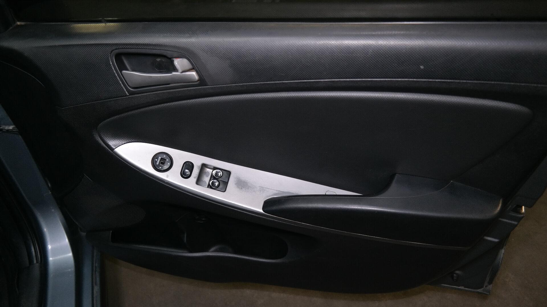 Repossessed Hyundai Accent 1.6 GL/MOTION 2018 on auction with a price of R 170,300. Hyundai Accent 1.6 GL/MOTION