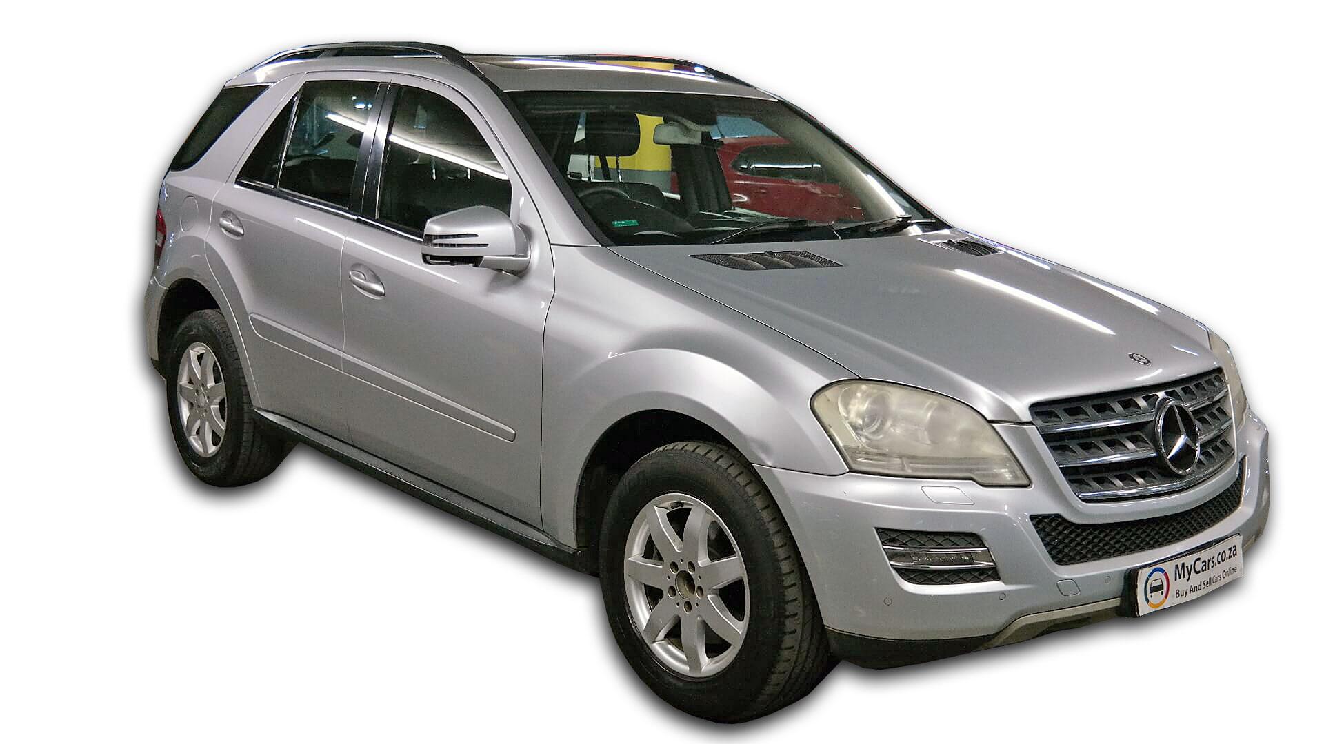 Repossessed Mercedes Benz ML 350 Cdi A/T 2011 on auction with a price of R 219,100. Mercedes Benz ML 350 Cdi A/T