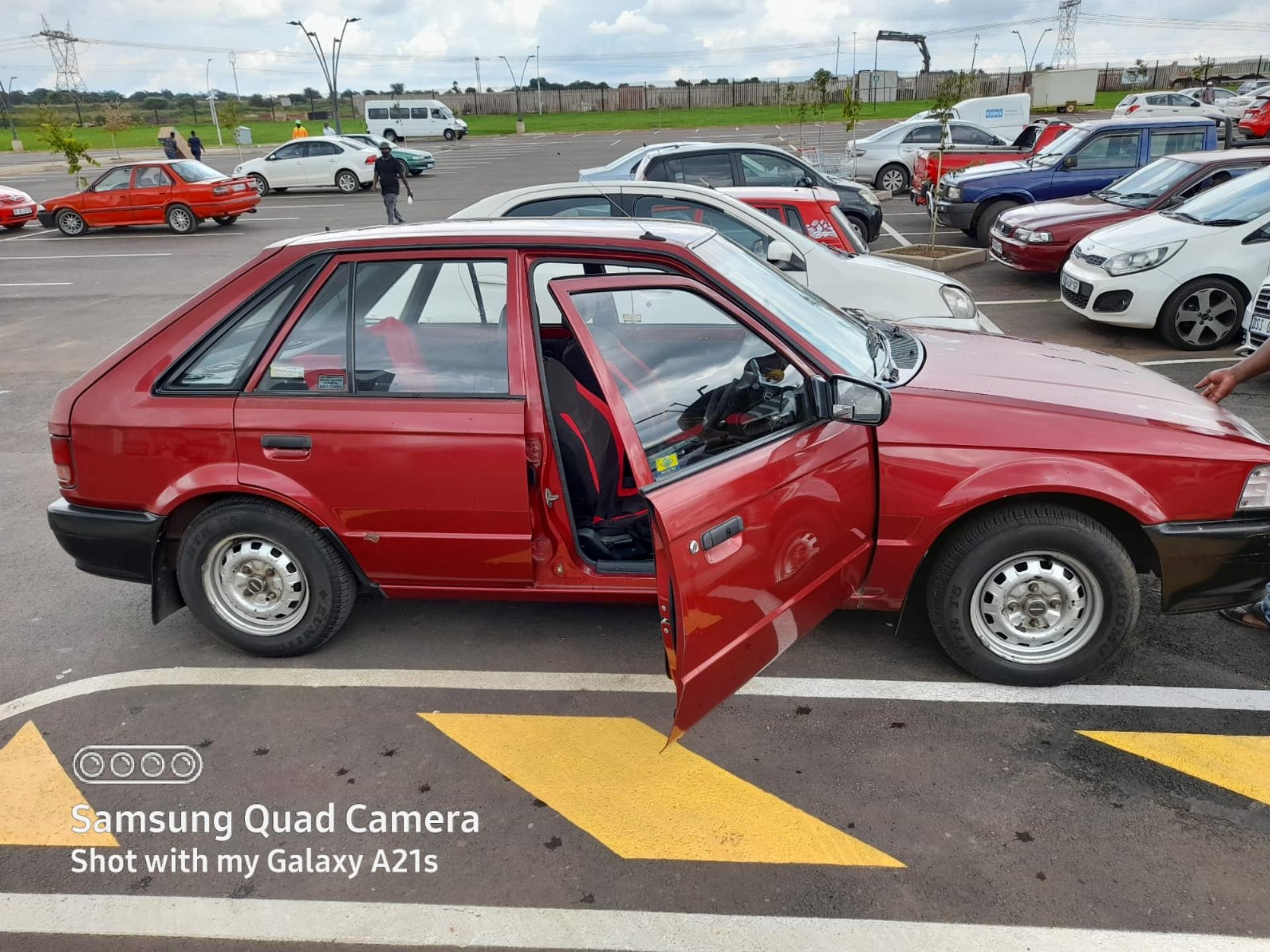 Mazda 323 1.3