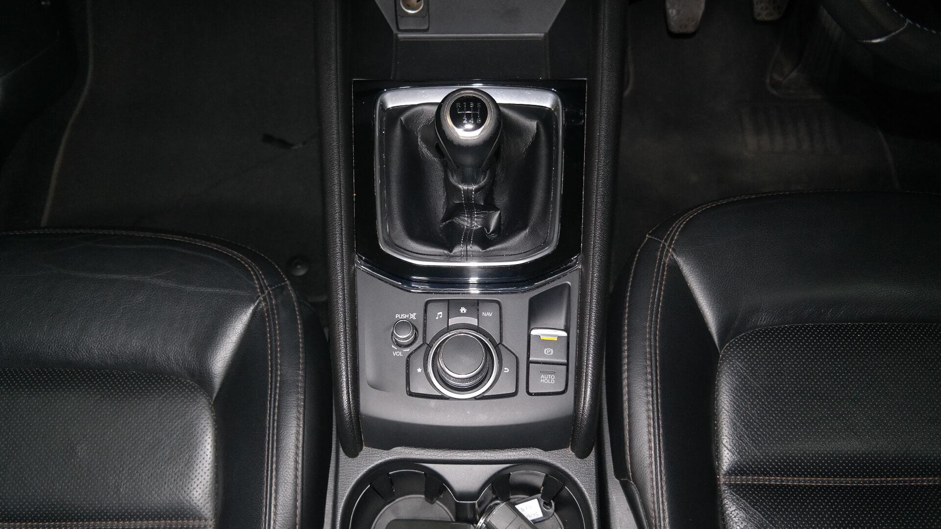 Repossessed Mazda CX-5 2.0 Dynamic 2020 on auction with a price of R 339,900. Mazda CX-5 2.0 Dynamic