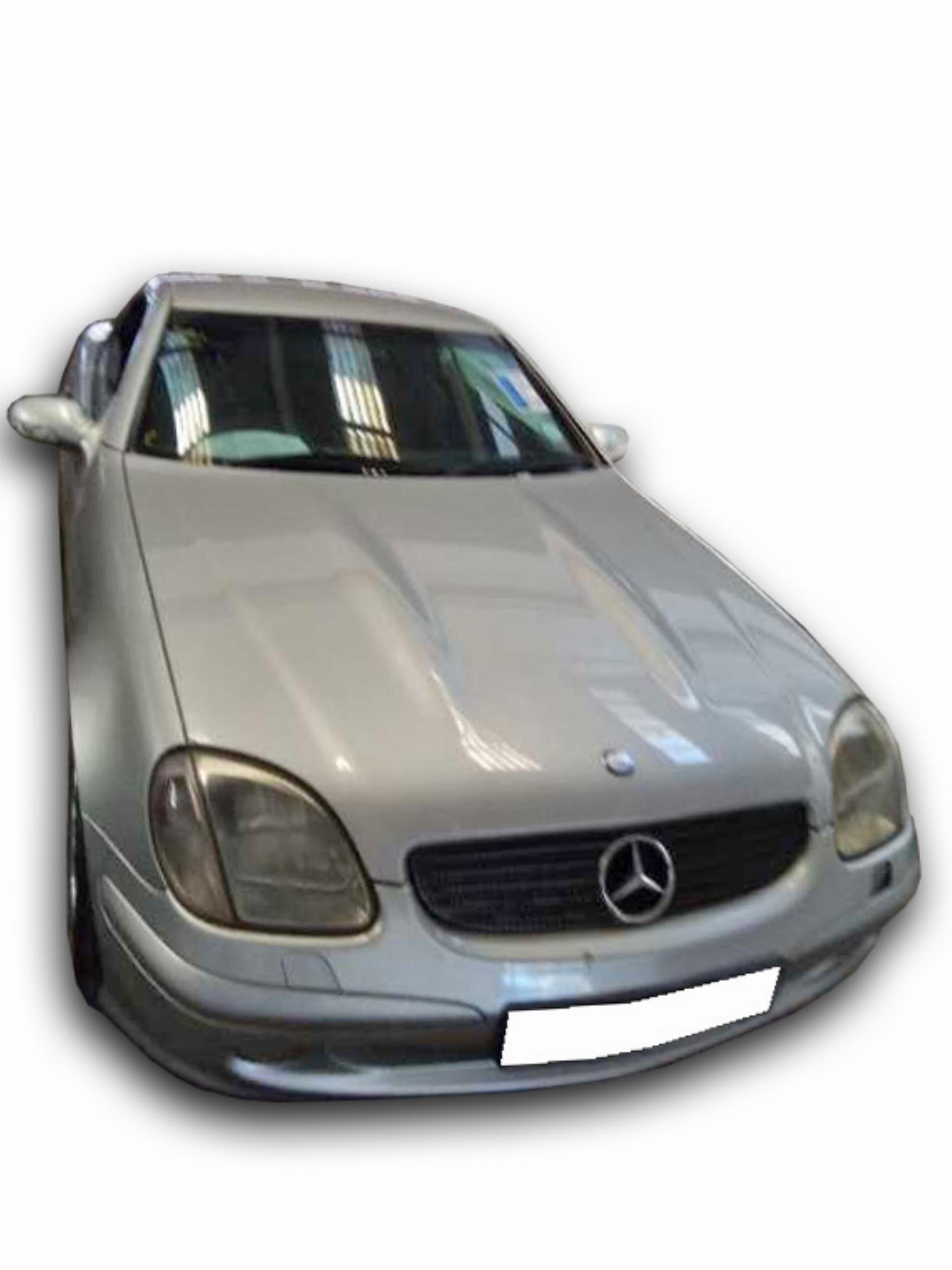 Repossessed Mercedes Benz SLK 200 2002 on auction with a price of R 84,600. Mercedes Benz SLK 200