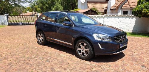 2016 VOLVO XC60 XC60 D5 Inscription Geartronic 2016 VOLVO XC60 XC60 D5 Inscription Geartronic