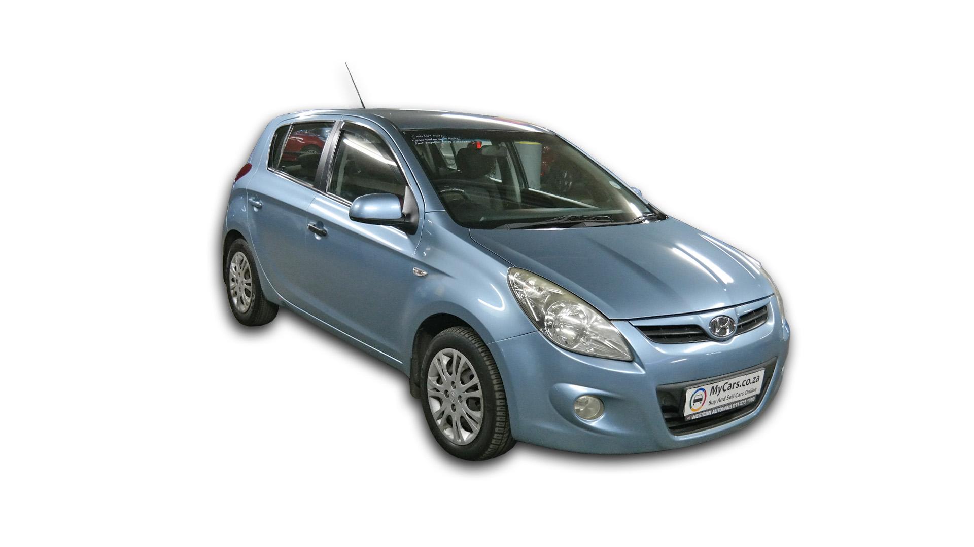 Repossessed Hyundai I20 1.6 2011 on auction with a price of R 99,000. Hyundai I20 1.6