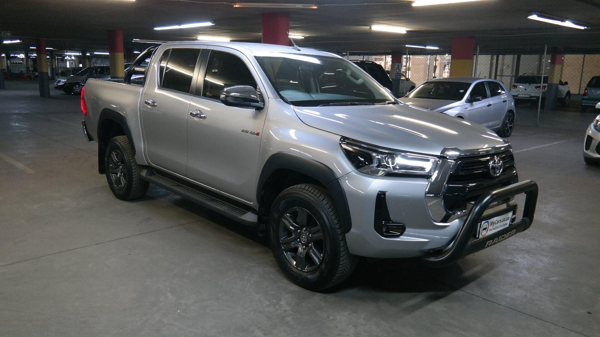 Repossessed Toyota Hilux 2.8 GD-6 RB Raider A/T P/U D/C 2022 on auction with a price of R 520,600. Toyota Hilux 2.8 GD-6 RB Raider A/T P/U D/C