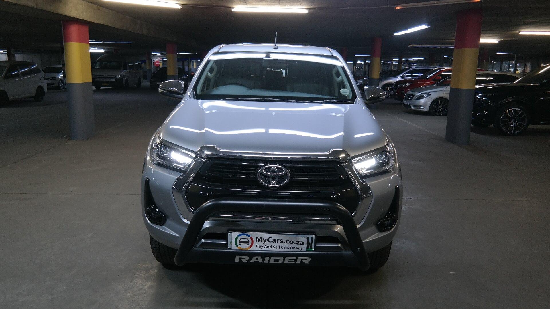 Repossessed Toyota Hilux 2.8 GD-6 RB Raider A/T P/U D/C 2022 on auction with a price of R 520,600. Toyota Hilux 2.8 GD-6 RB Raider A/T P/U D/C
