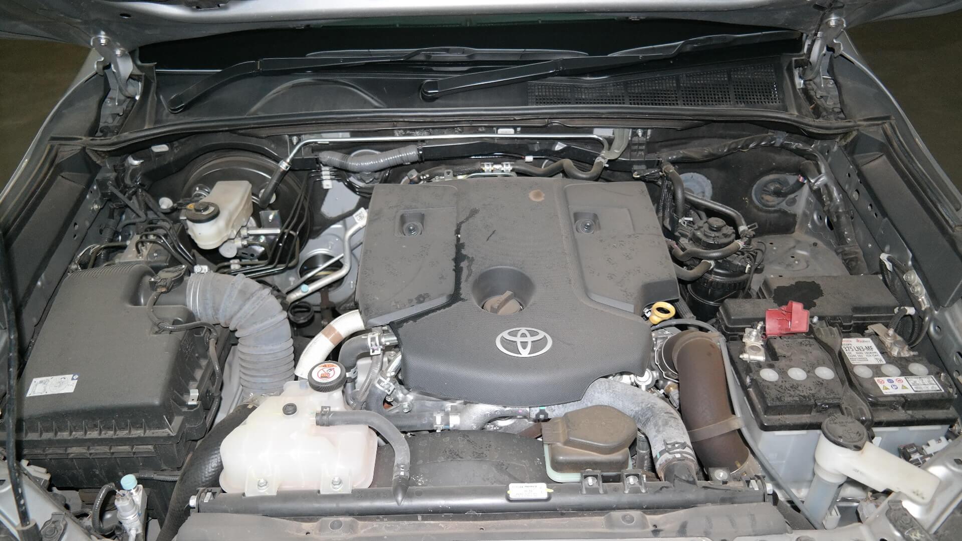 Repossessed Toyota Hilux 2.8 GD-6 RB Raider A/T P/U D/C 2022 on auction with a price of R 520,600. Toyota Hilux 2.8 GD-6 RB Raider A/T P/U D/C