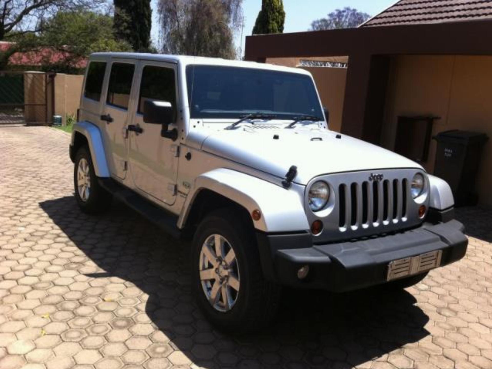 Used Jeep Wrangler 3.8 Sahara Unlimited A/T 2011 on