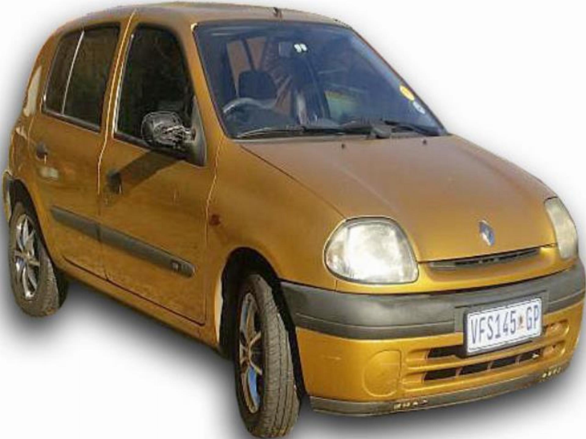 Renault clio 2001 года Renault clio 2001 года