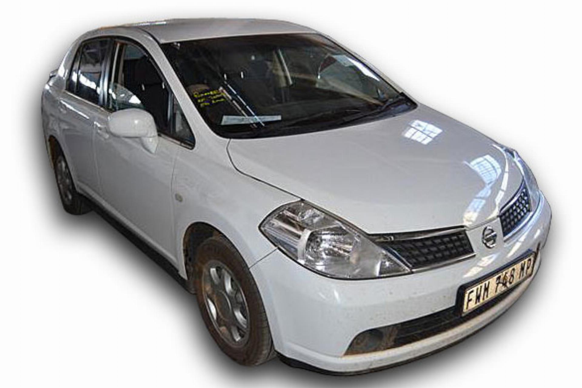 Repossessed Nissan Tiida 1.6 VISIA+ A/T 2010 on auction