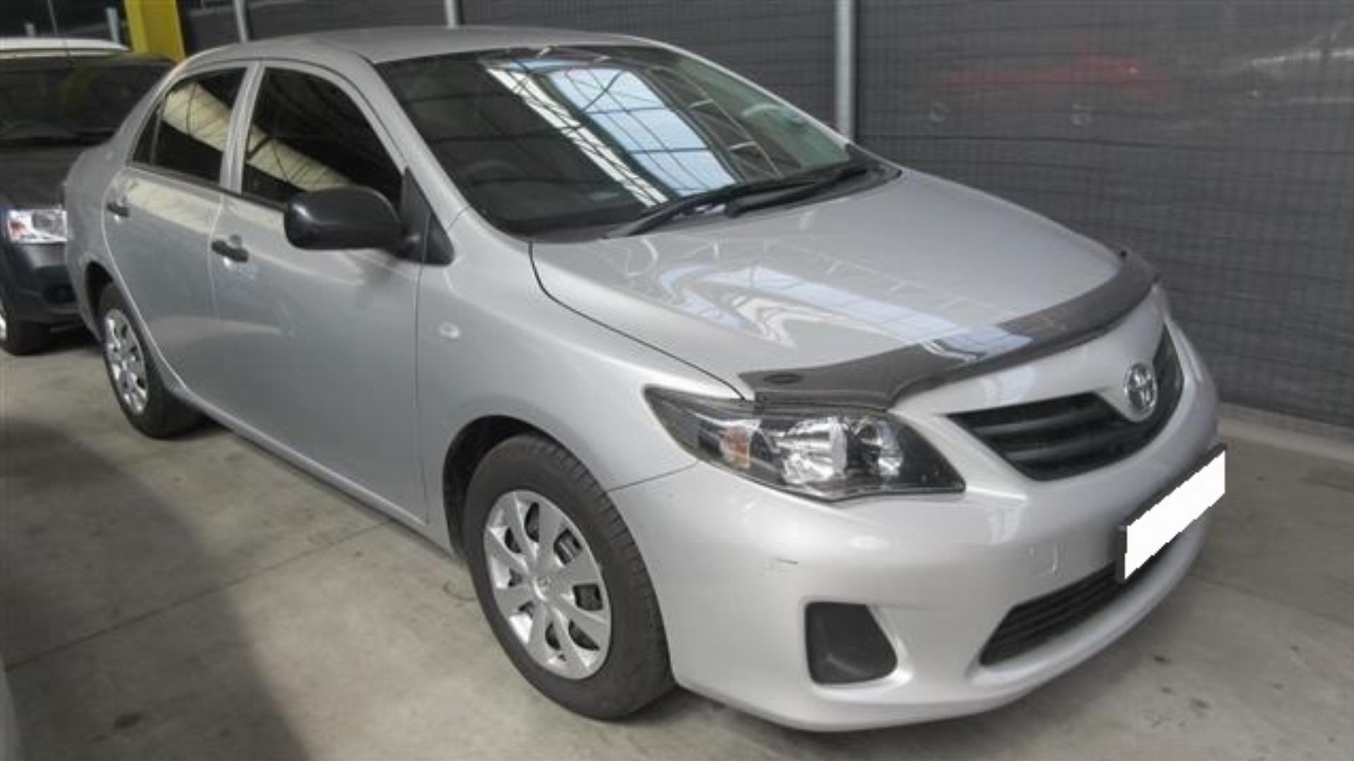 Repossessed Toyota Corolla Quest 2015 on auction - MC41391
