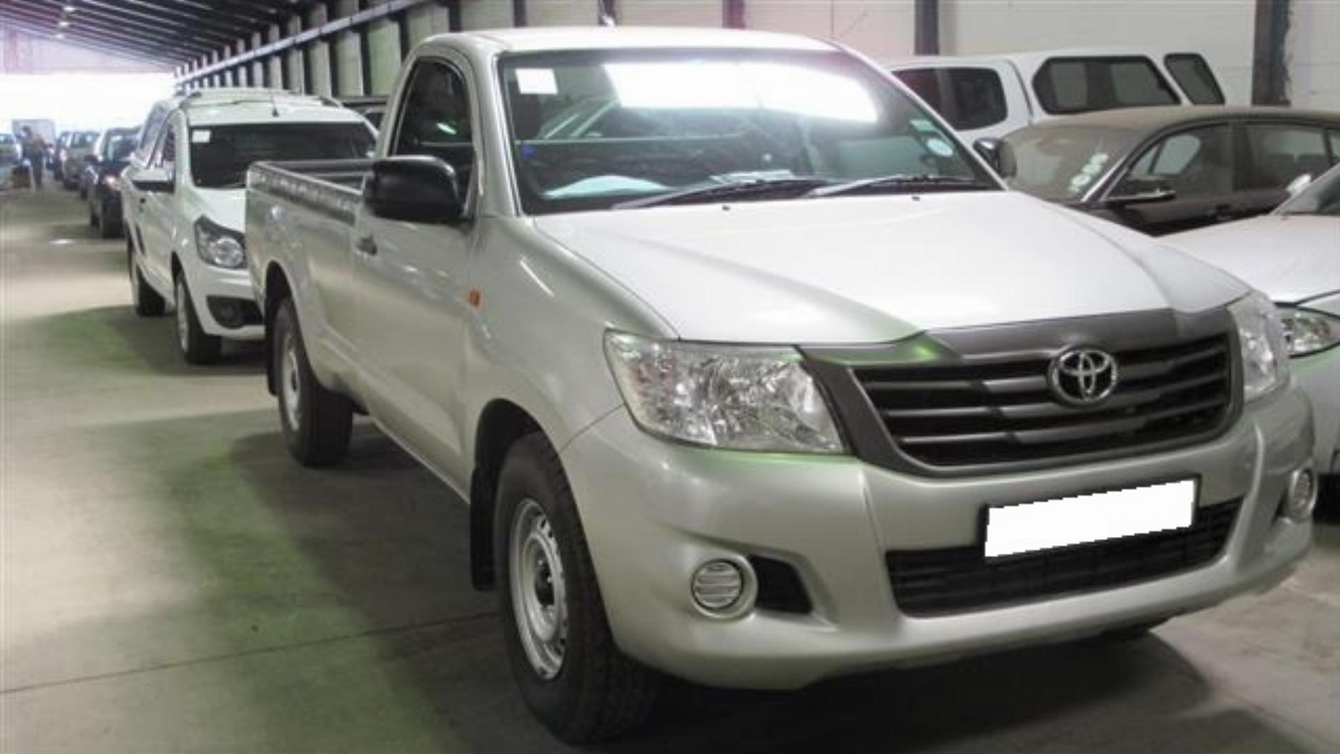 Repossessed Toyota Hilux 2.5 D4D 2013 on auction MC42047