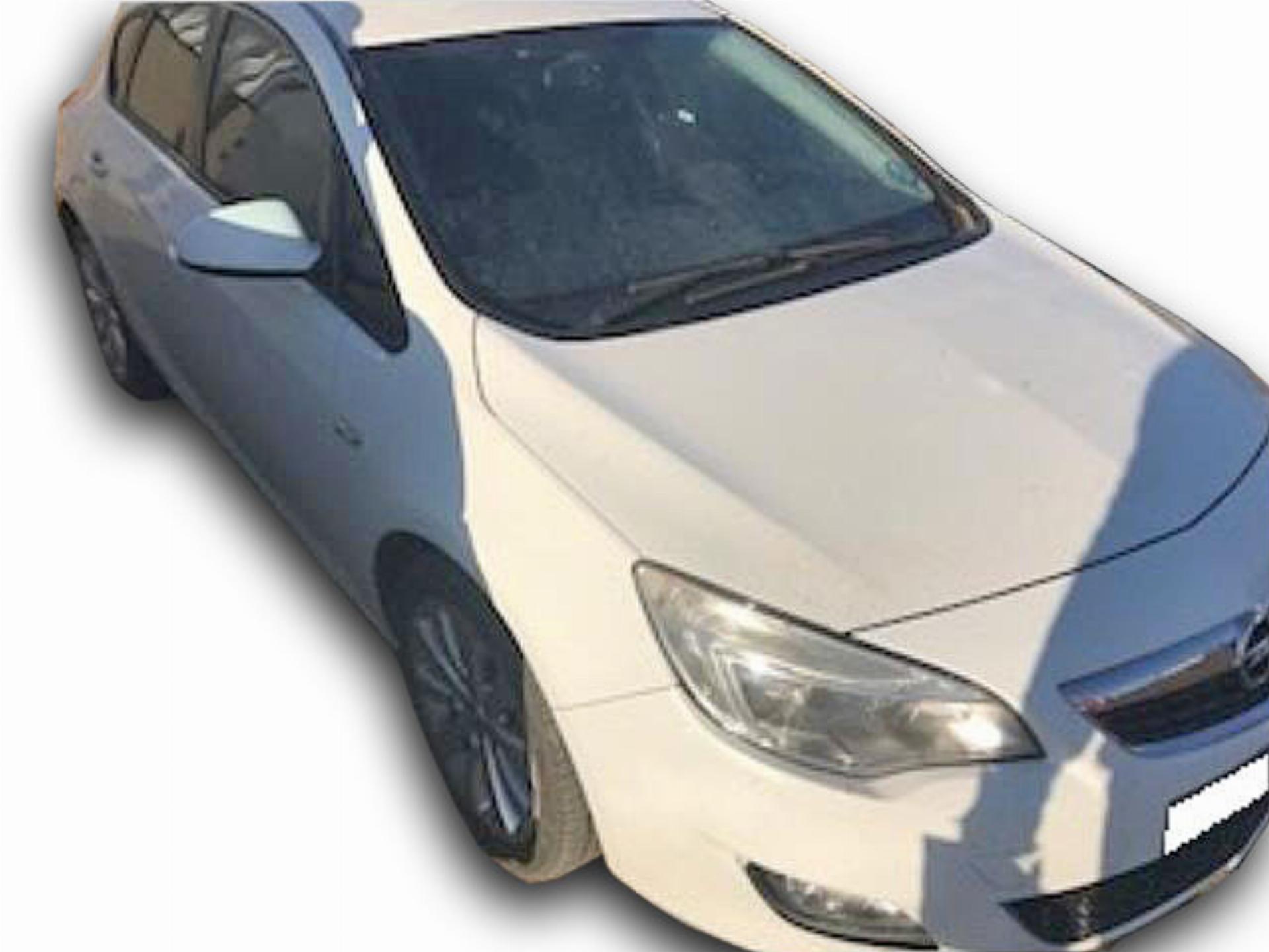 Repossessed Opel Astra 1.6 Essentia 5DR 2011 on auction - MC47980