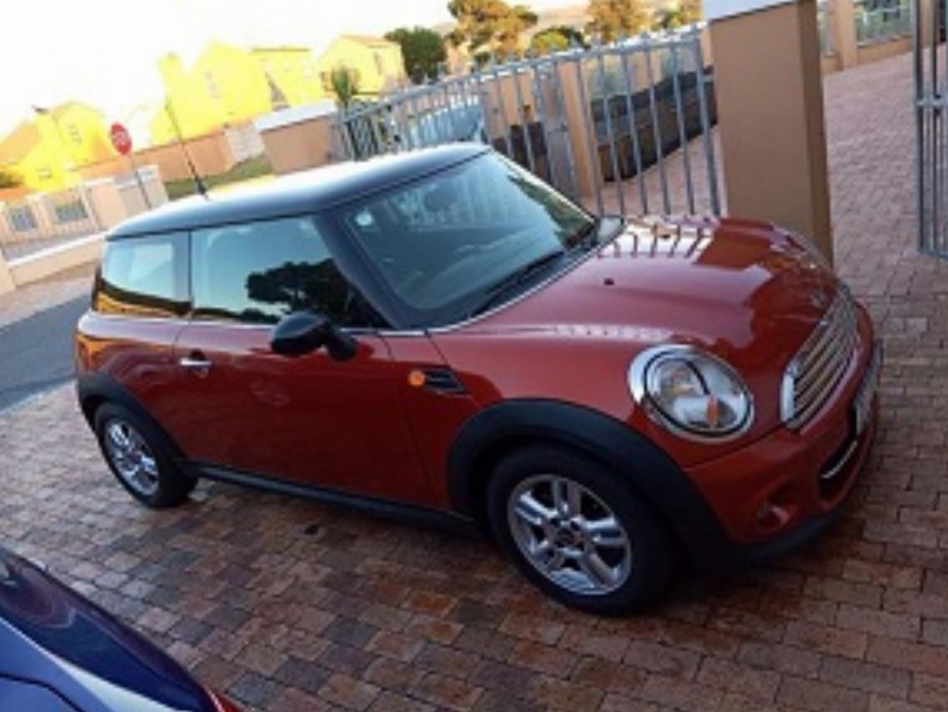 Used Mini Cooper Lci 1.6 R56 2011 on auction - MC1911110034